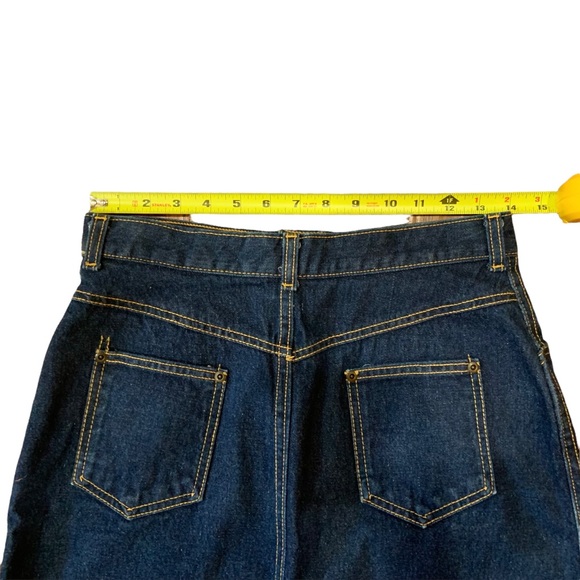 Vintage Cheryl Tiegs Womens Skirt Size 12 Denim Pockets Zipper USA Model - Picture 7 of 8
